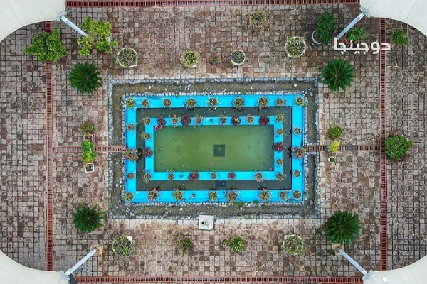 حوض وسط حیاط کاروانسرای شاه عباسی رشت