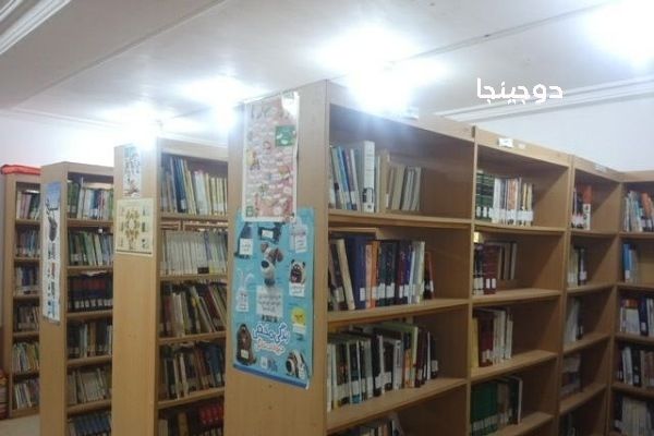 قفسه‌های کتابخانه امیر المومنین رشت