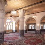 فضای زیبای داخلی مسجد صفی رشت